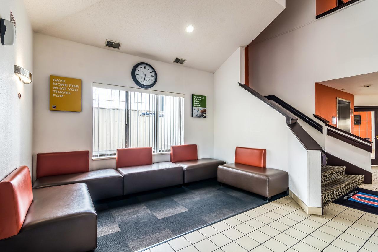 Motel 6-Harvey, Il Exteriör bild