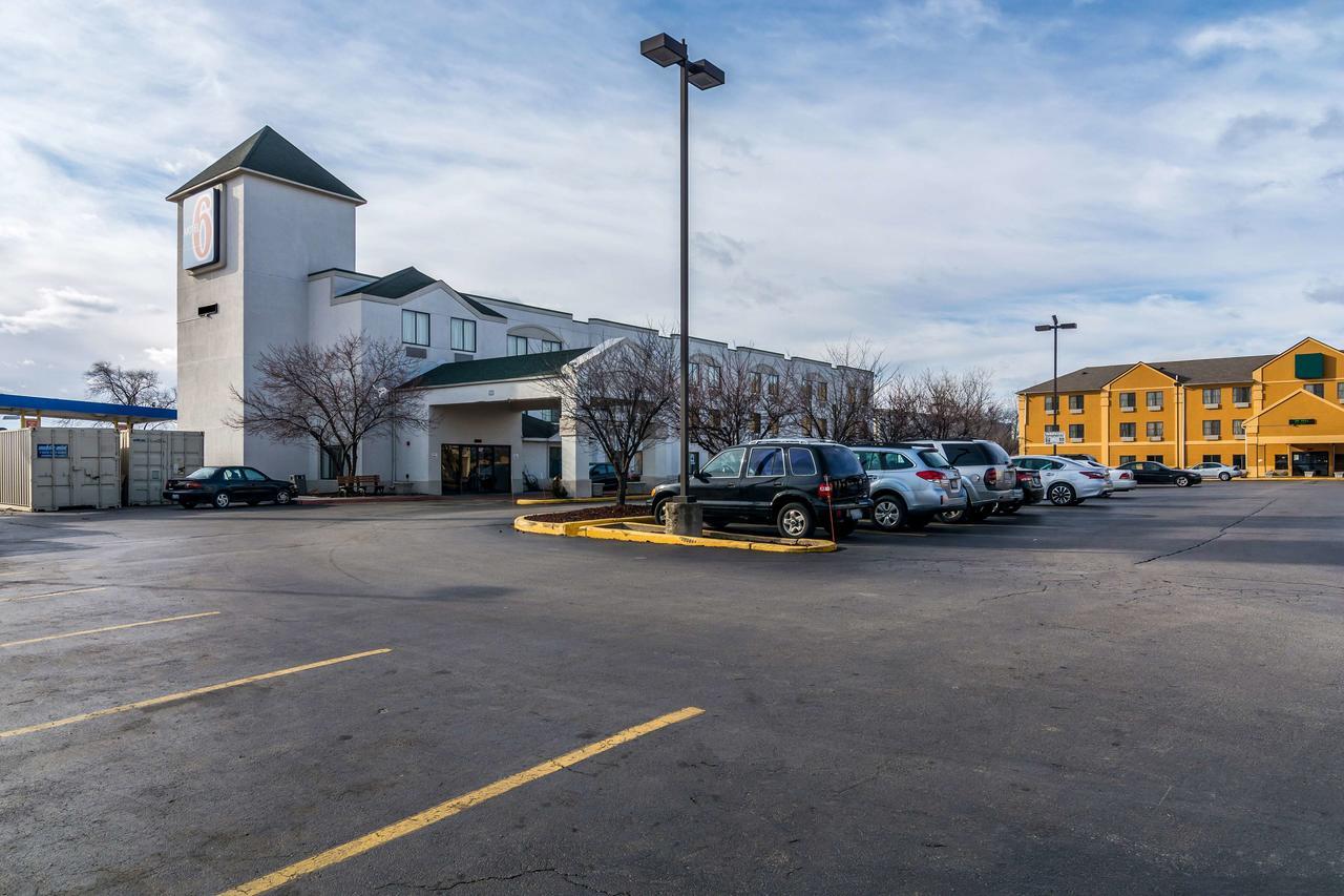 Motel 6-Harvey, Il Exteriör bild